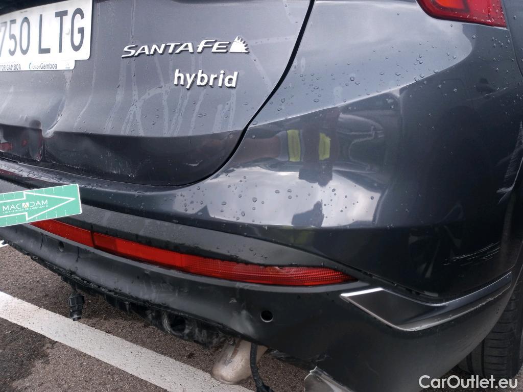  Hyundai  Santa Fe HYUNDAI  / 2021 / 5P / todoterreno 1.6 TGDi HEV Tecno Auto 4x2 #38