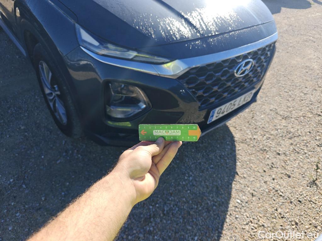  Hyundai  Santa Fe HYUNDAI  / 2018 / 5P / todoterreno 2.2 CRDi Tecno Auto 4x2 SR #35