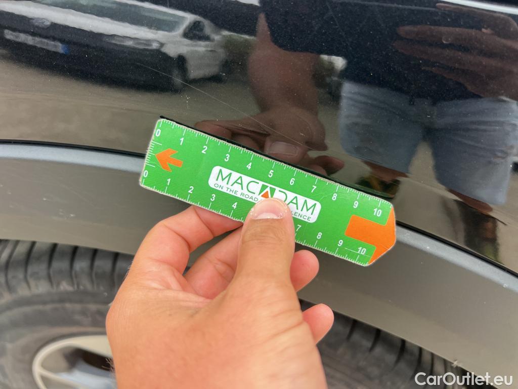  KIA  XCeed KIA  / 2022 / 5P / todoterreno 1.0 T-GDi Drive 88kW (120CV) #8