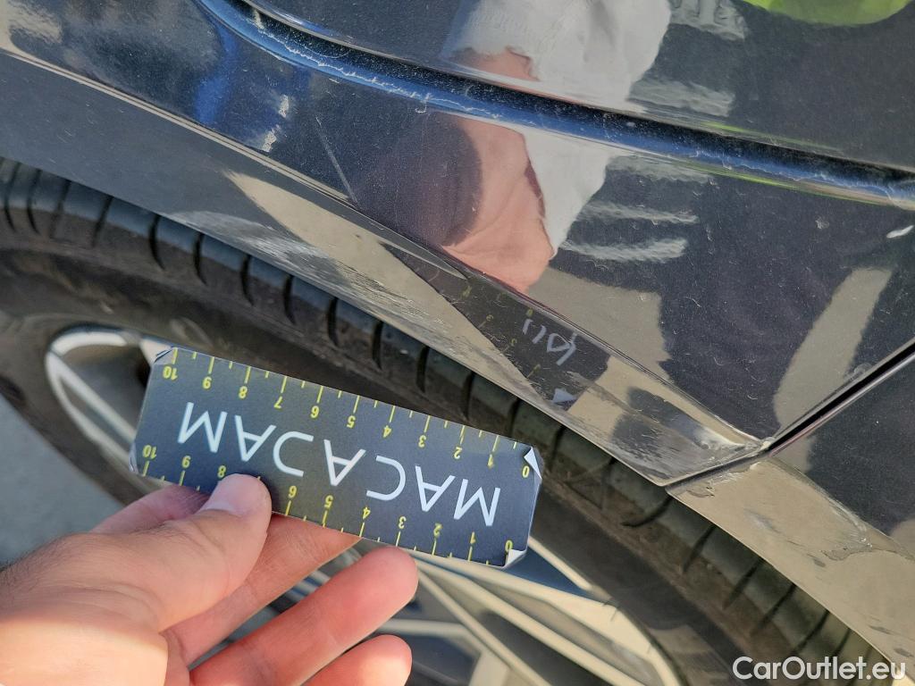  Hyundai  i20 HYUNDAI  / 2023 / 5P / berlina con portón 1.0 TGDI Klass #24