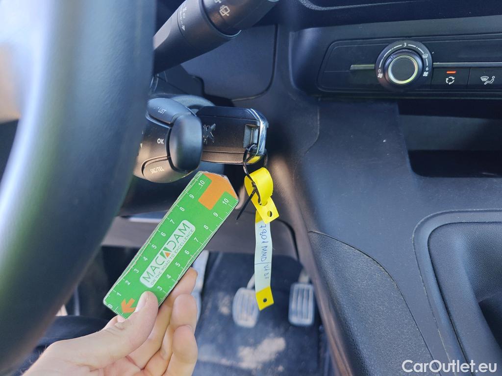  Peugeot  RIFTER PEUGEOT  / 2018 / 5P / combi Active Pack Business Std. BlueHDi 100 #2