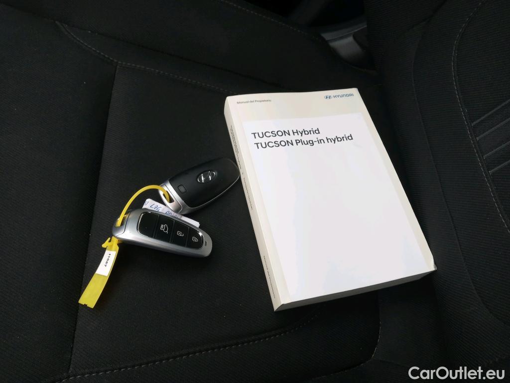  Hyundai  Tucson HYUNDAI  / 2020 / 5P / todoterreno 1.6 TGDI 169kW HEV Tecno Auto 2C #15