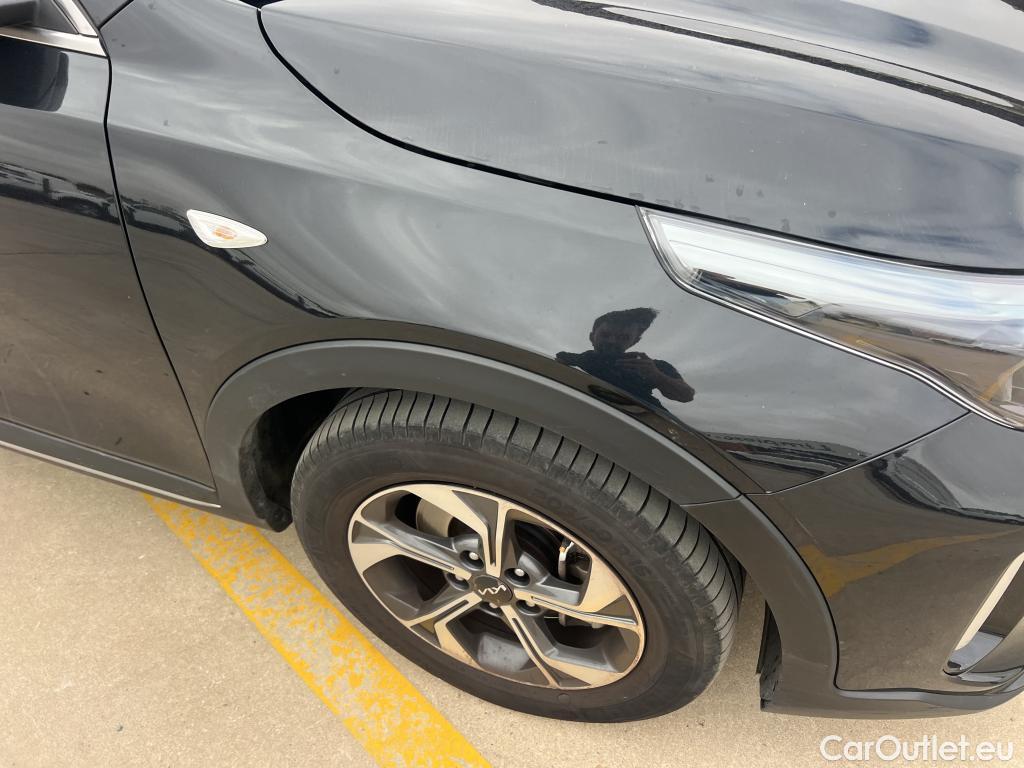  KIA  XCeed KIA  / 2022 / 5P / todoterreno 1.0 T-GDi Drive 88kW (120CV) #11