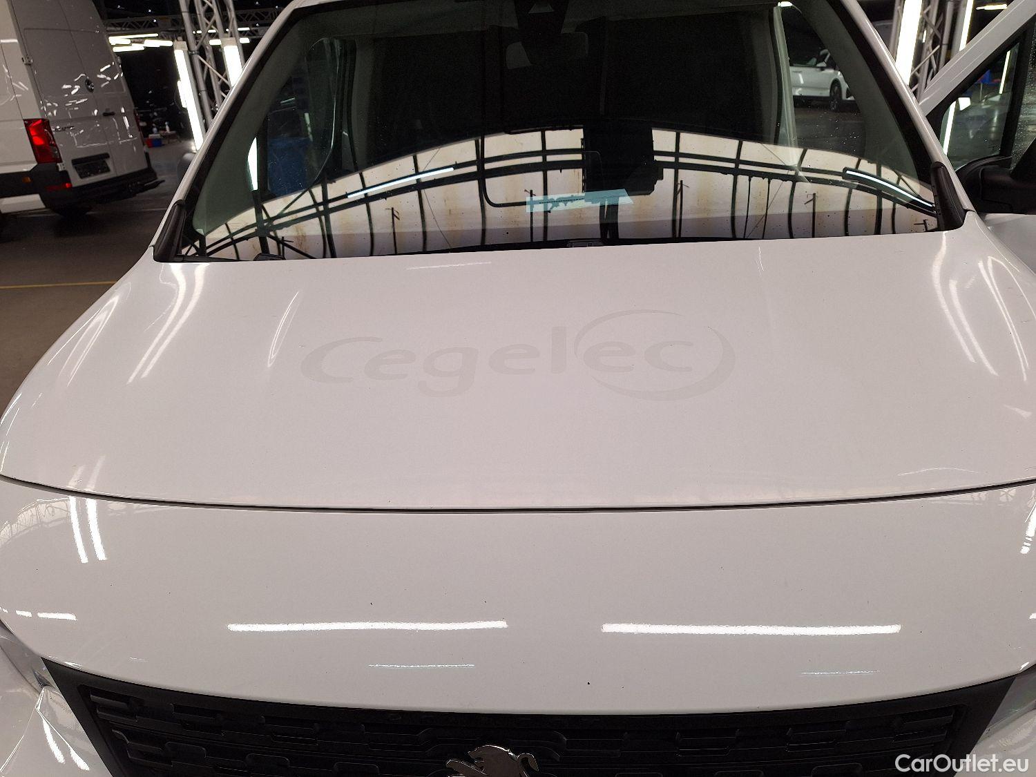  Peugeot  Partner Peugeot, _ '18, Peugeot  1.5 BHDi L1 Light 75kW s/s Premium #20