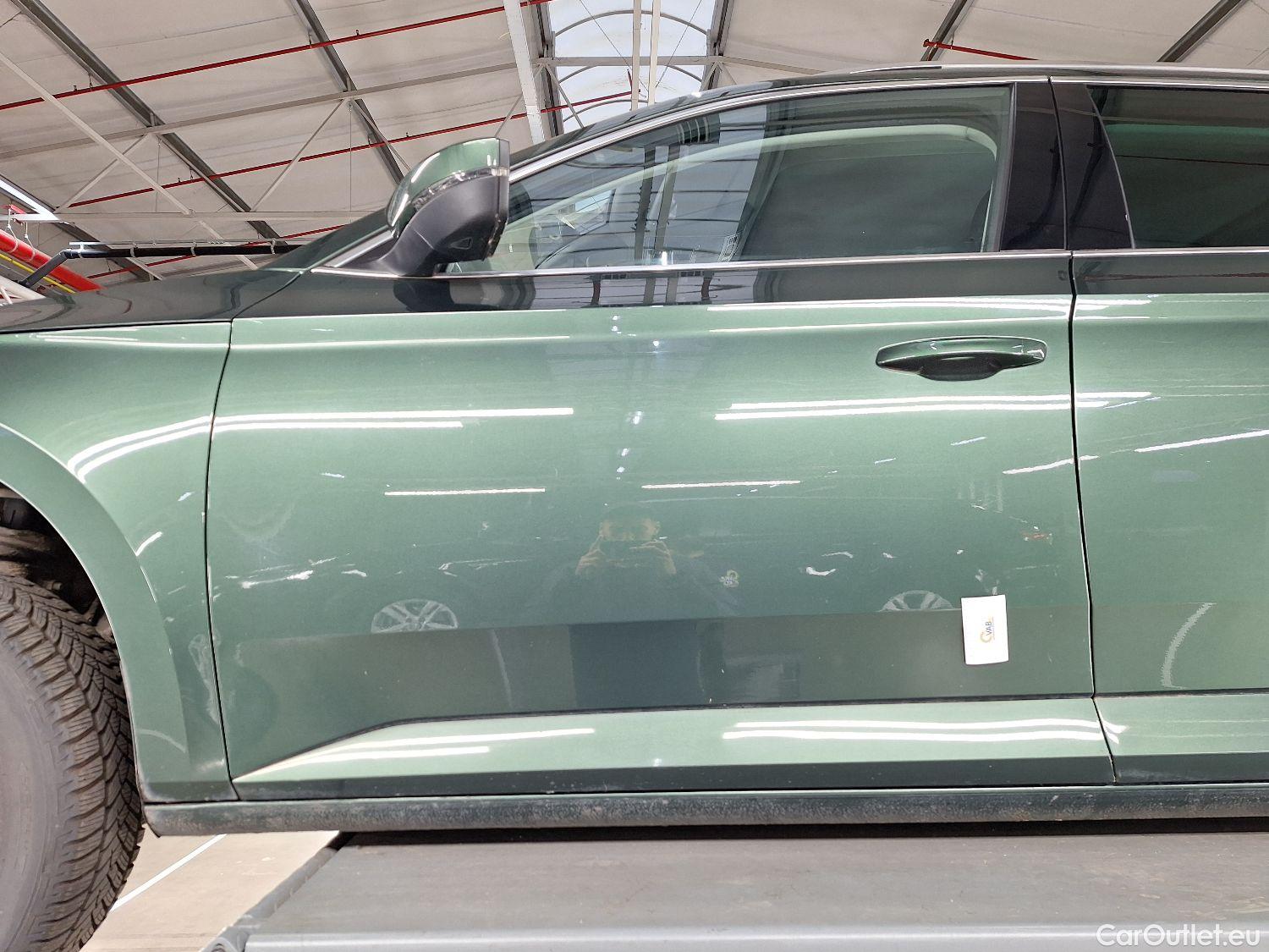  Skoda  Superb Skoda,  Combi '15, Skoda  Combi 1.6 CRTDI 88kW DSG7 Ambition 5d #4