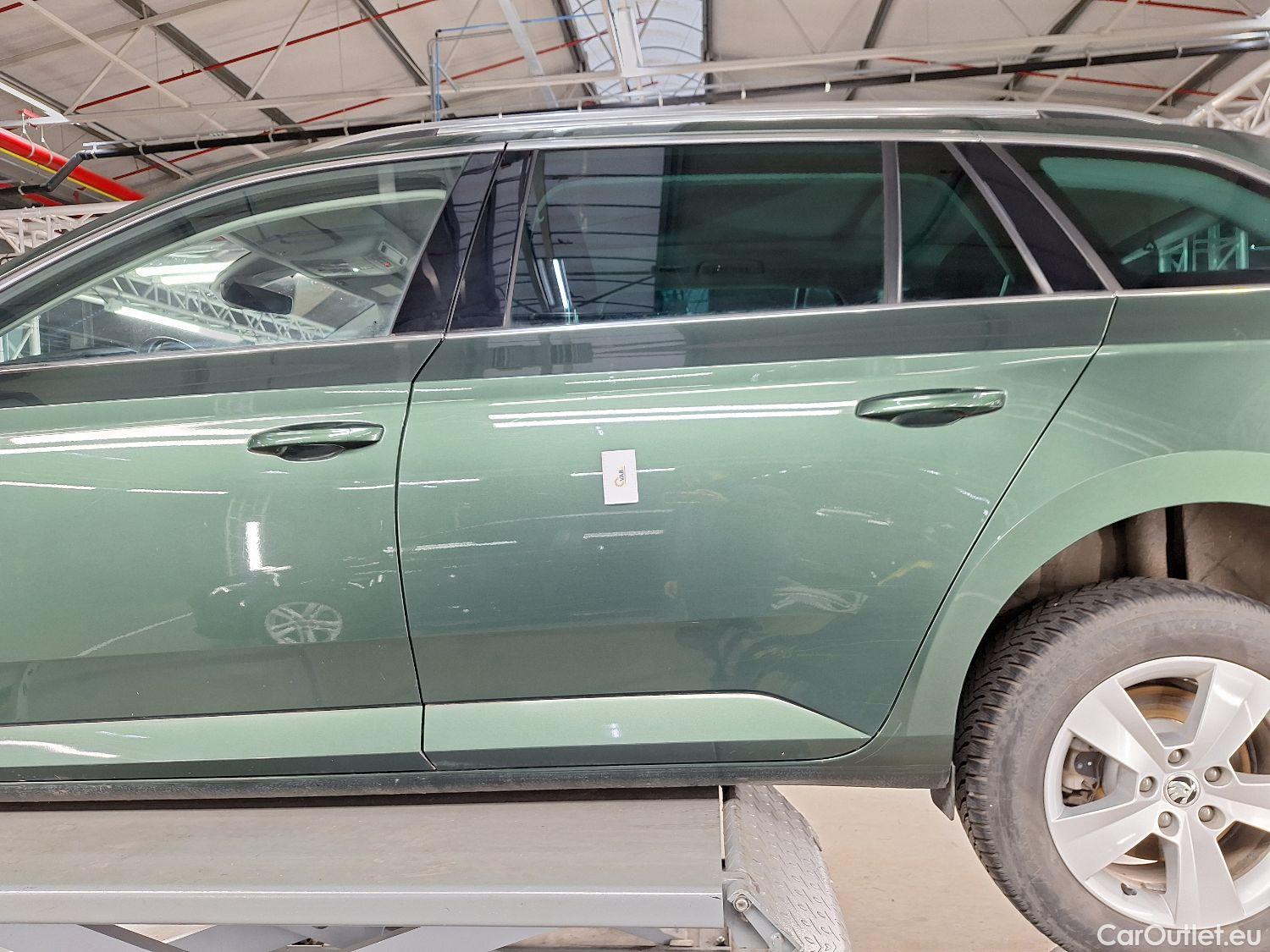  Skoda  Superb Skoda,  Combi '15, Skoda  Combi 1.6 CRTDI 88kW DSG7 Ambition 5d #15