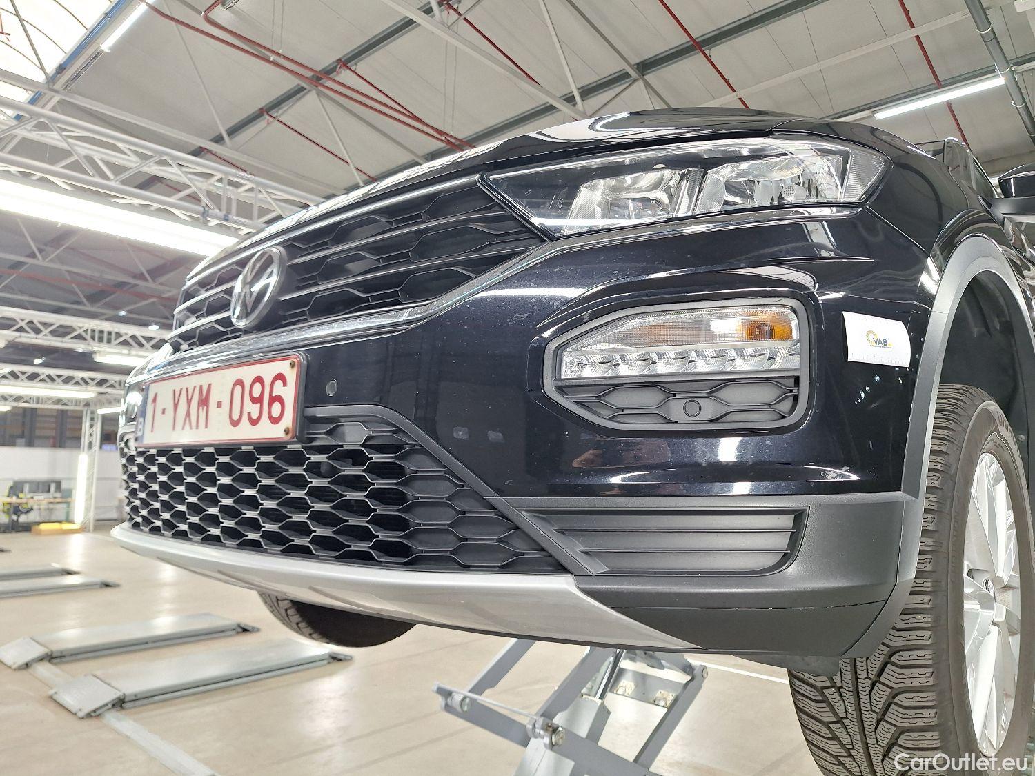  Volkswagen  T-ROC VW,  '17, Volkswagen  1.5 TSI Style DSG 5d #1