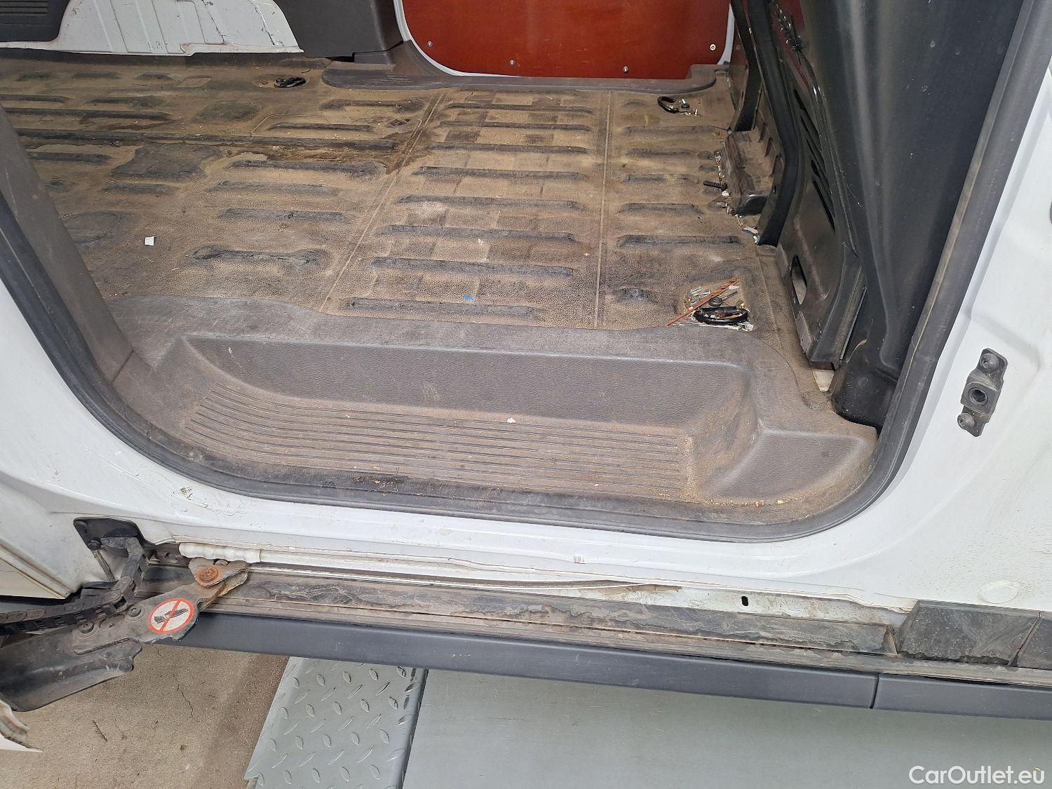  Ford  Transit Connect Ford, _Trans.Conn FL'18, Ford  1.5 TDCi 74kW L2 Trend 4d #9