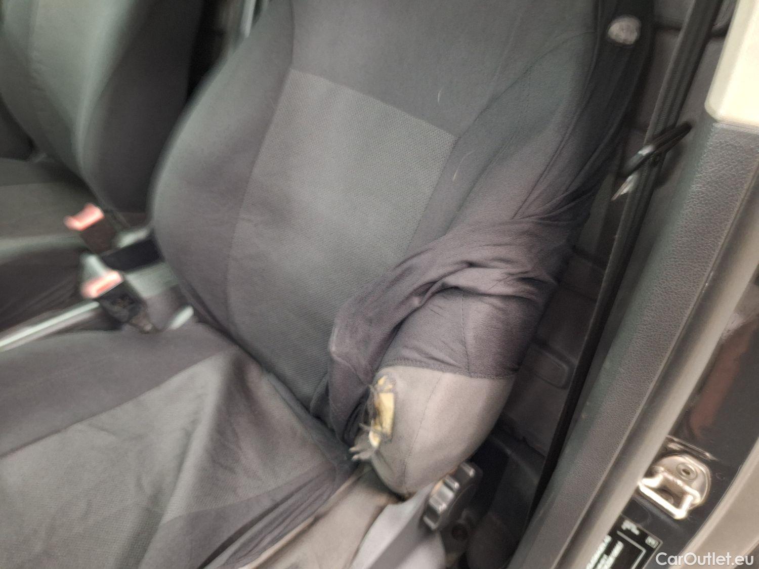  Volkswagen  Caddy VW, _ '15, Volkswagen  CRTDi 2.0 75kW SCR BMT Van 4d #42