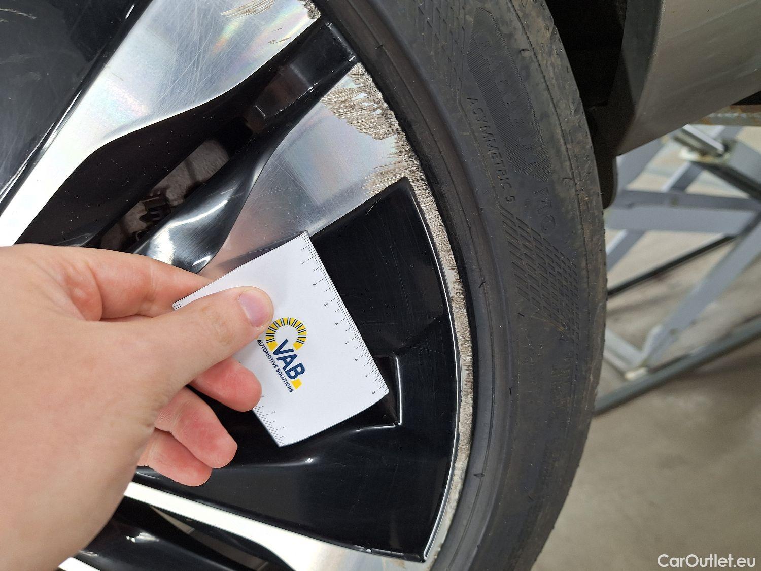  Mercedes  C-Klasse Mercedes, C-Class Br '21 PHEV, Mercedes-Benz  Break C 300 e Luxury Line 5 #4