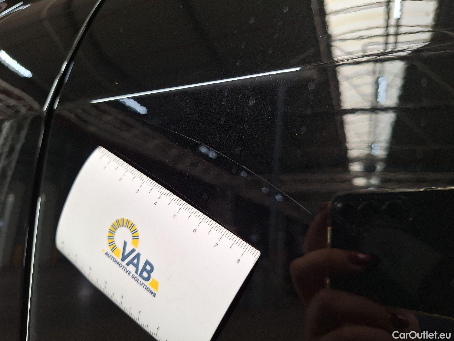  Audi  Q4 E-Tron Audi,  '21 BEV, Audi  40 e-tron Attraction 5d #12