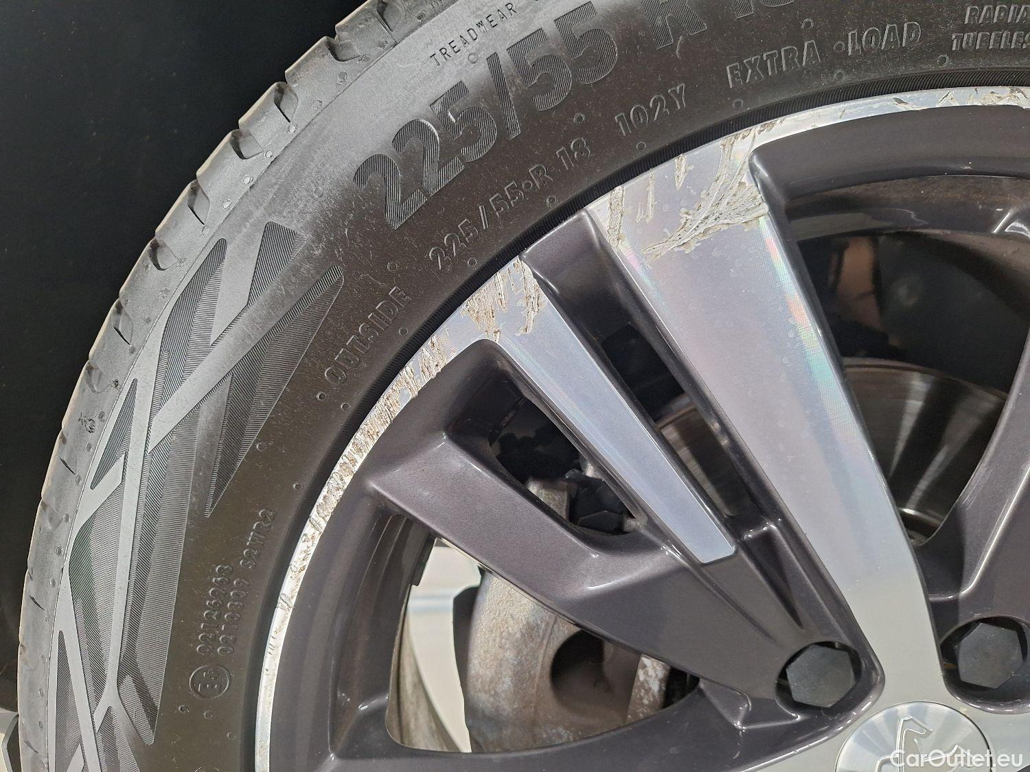  Peugeot  5008 Peugeot,  FL'20, Peugeot  1.5 BlueHDi 96kW S&S EAT8 Allure Pack #4