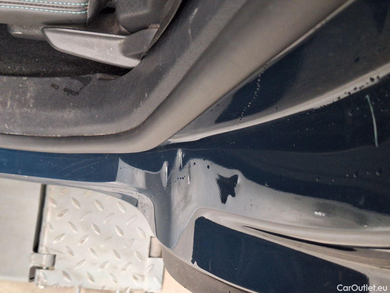  Peugeot  5008 Peugeot,  FL'20, Peugeot  1.5 BlueHDi 96kW S&S EAT8 Allure Pack #50