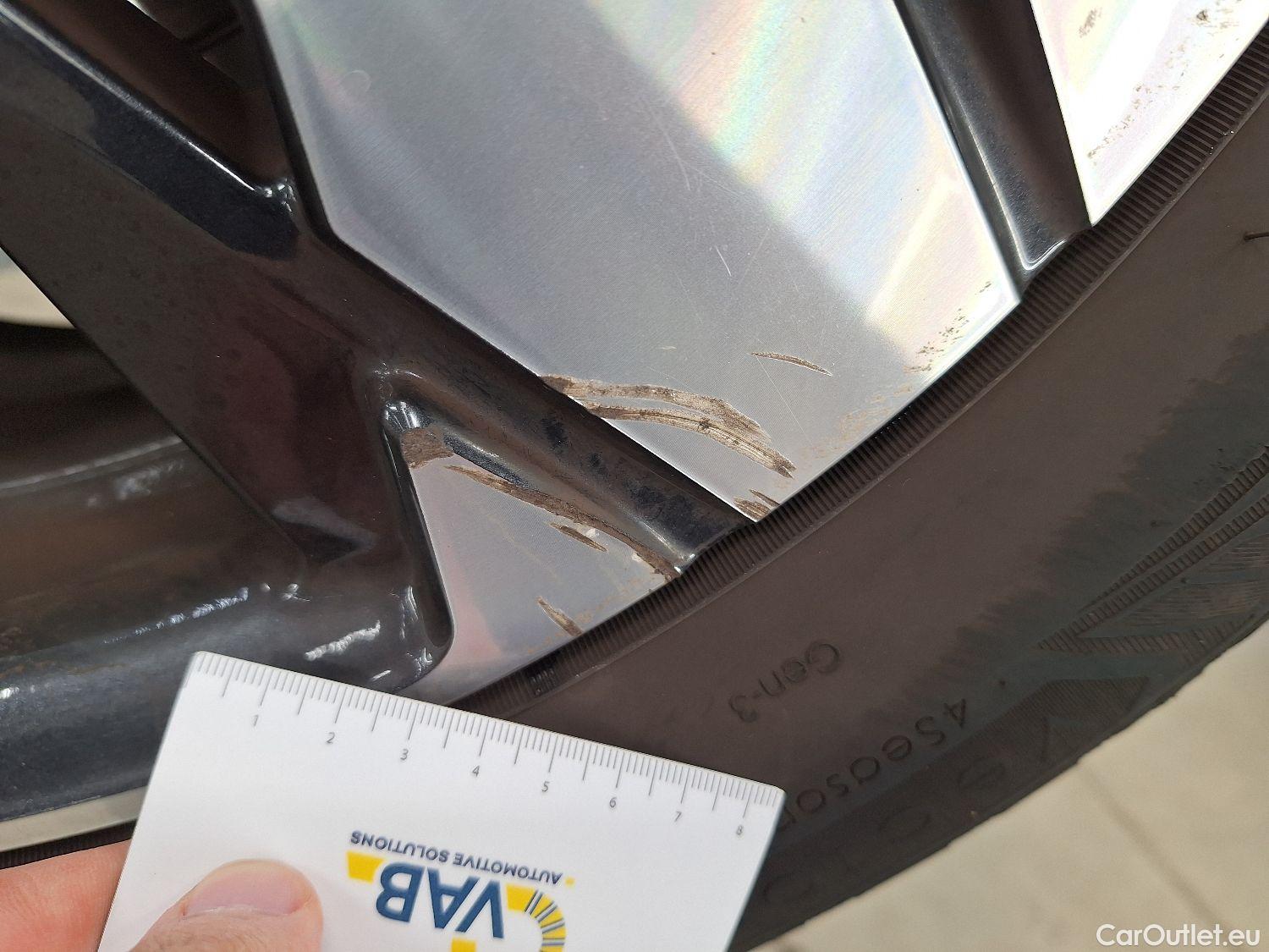  Peugeot  5008 Peugeot,  FL'20, Peugeot  1.5 BlueHDi 96kW S&S EAT8 Allure Pack #3