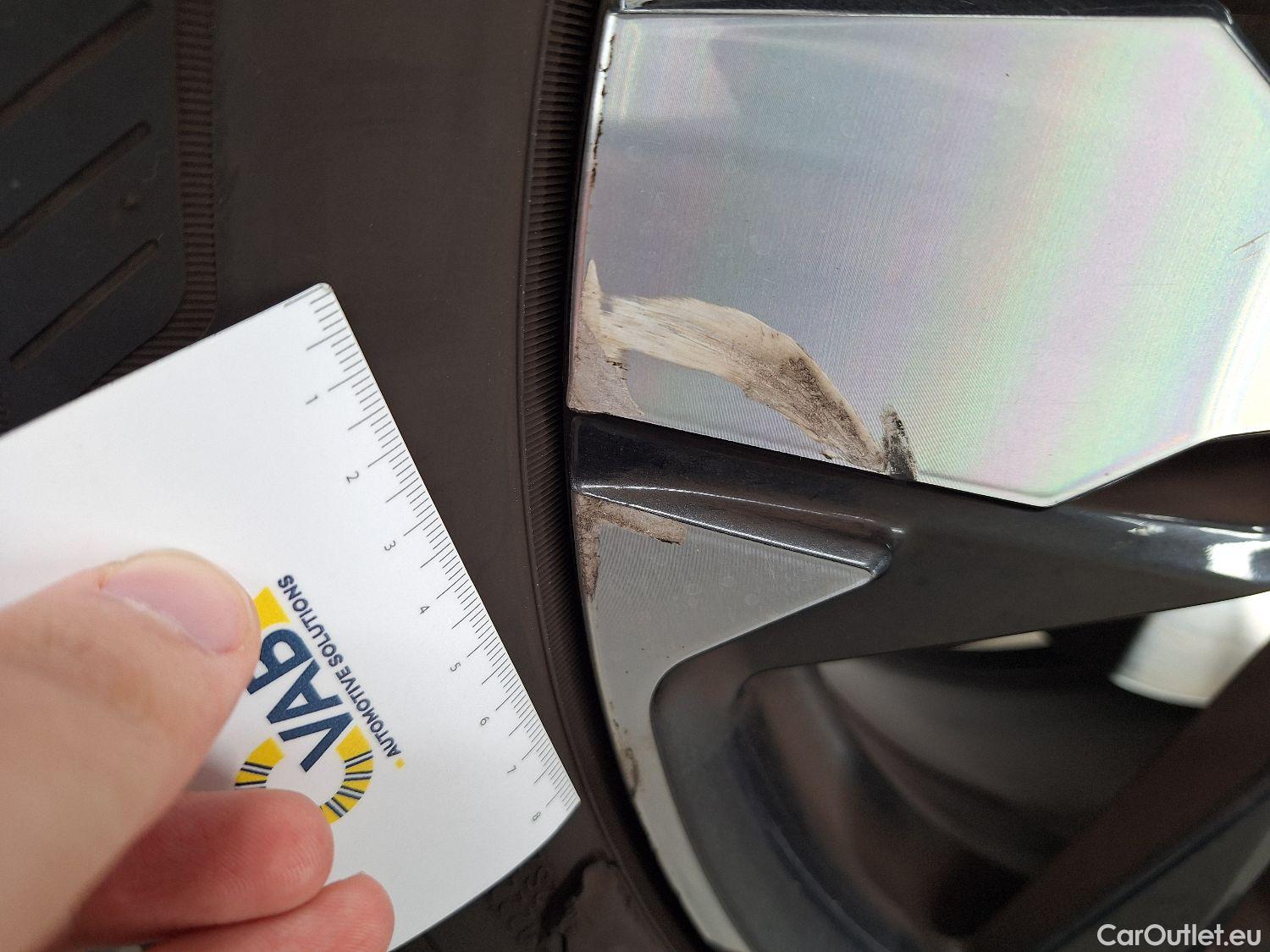  Peugeot  5008 Peugeot,  FL'20, Peugeot  1.5 BlueHDi 96kW S&S EAT8 Allure Pack #2