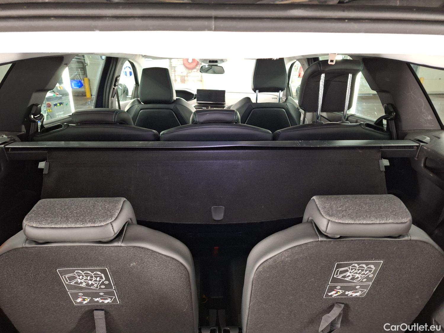  Peugeot  5008 Peugeot,  FL'20, Peugeot  1.5 BlueHDi 96kW S&S EAT8 Allure Pack #44