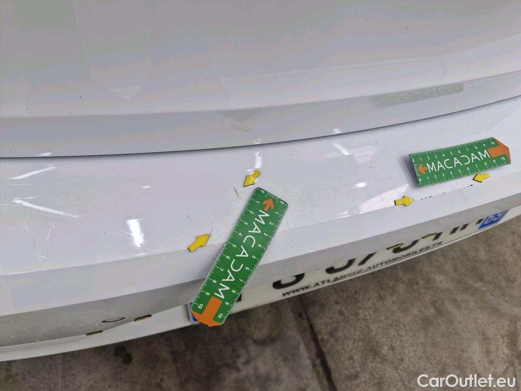  Opel  Corsa  F e Edition Business 50kWh BVA #11