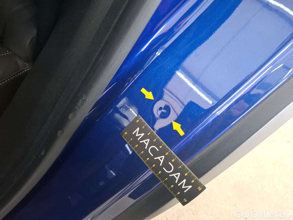  Renault  Captur RENAULT  / 2019 / 5P / SUV Intens TCe 140 EDC FAP -21 #6