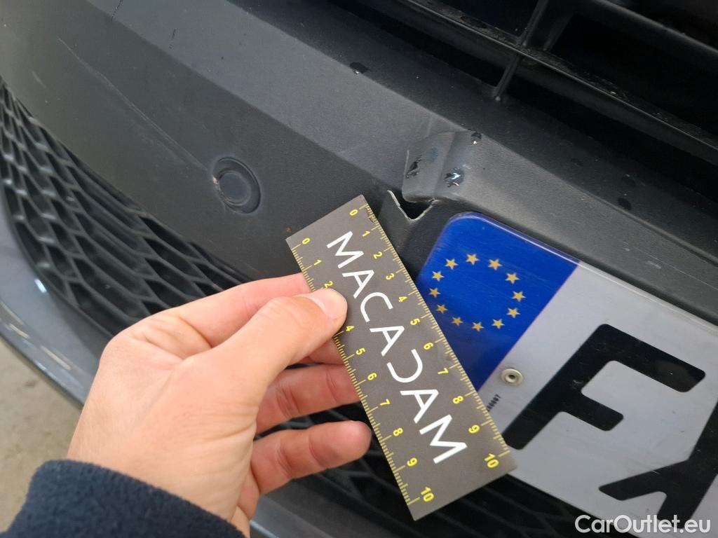  Toyota  C-HR TOYOTA  / 2016 / 5P / SUV 1.8 HYBRIDE 122 DISTINCTIVE #7