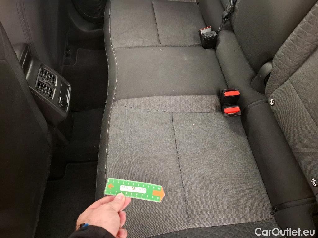  Renault  Captur RENAULT  / 2019 / 5P / SUV Business E-Tech hybride rechargeable 160 #19