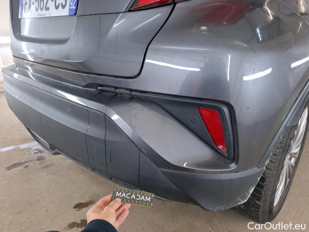  Toyota  C-HR TOYOTA  / 2016 / 5P / SUV 1.8 HYBRIDE 122 DISTINCTIVE #64