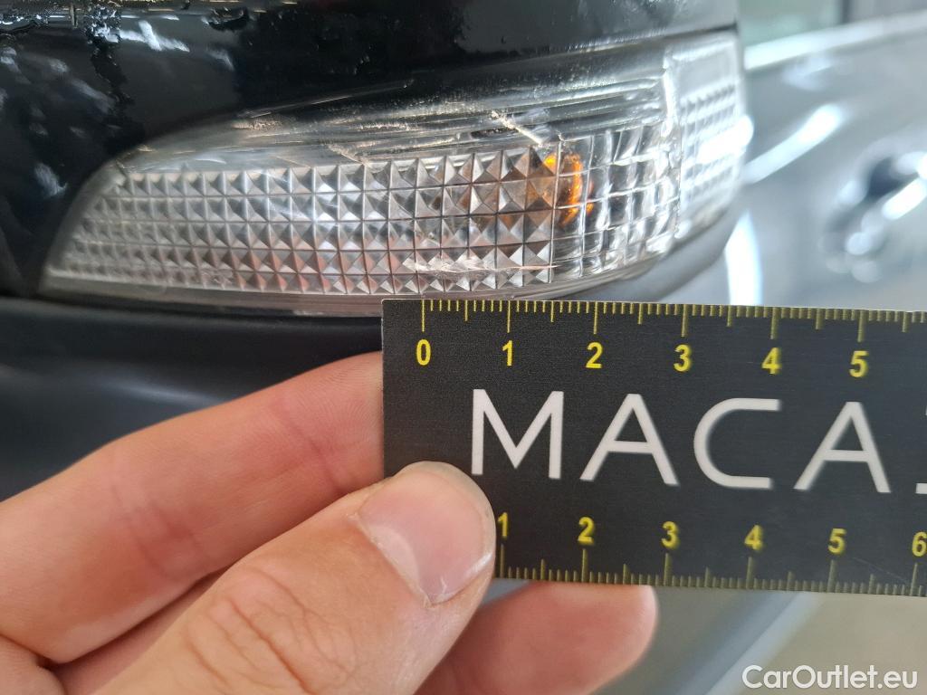  Toyota  C-HR TOYOTA  / 2016 / 5P / SUV 1.8 HYBRIDE 122 DISTINCTIVE #44