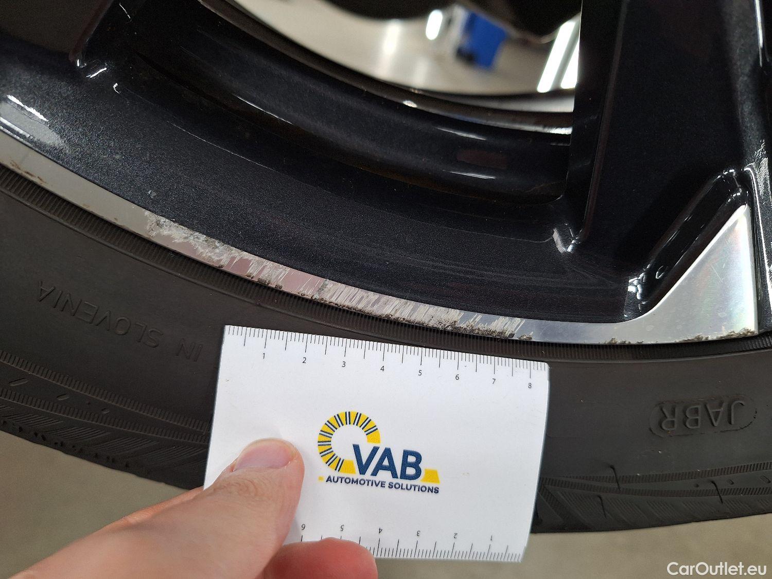  Peugeot  5008 Peugeot,  FL'20, Peugeot  1.5 BlueHDi 96kW S&S EAT8 GT Pack 5d #2