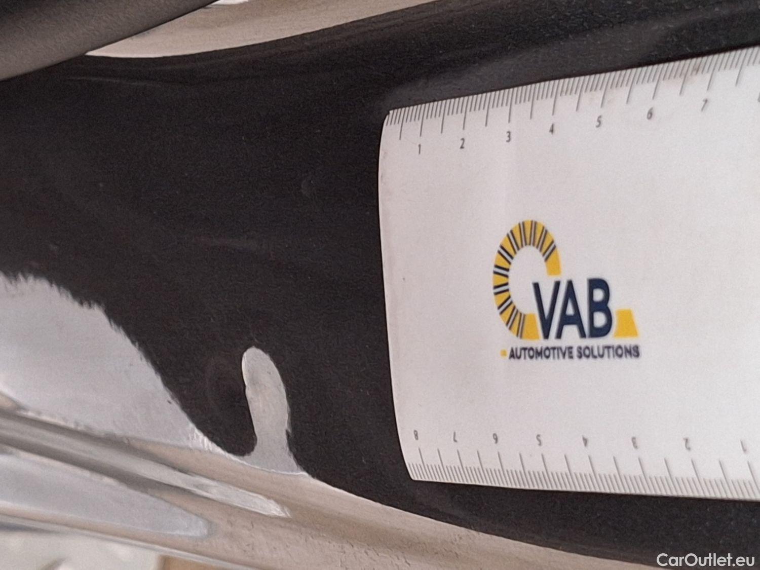  Mercedes  GLB Mercedes,  '19, Mercedes-Benz   180 d Business Solution 5d #27