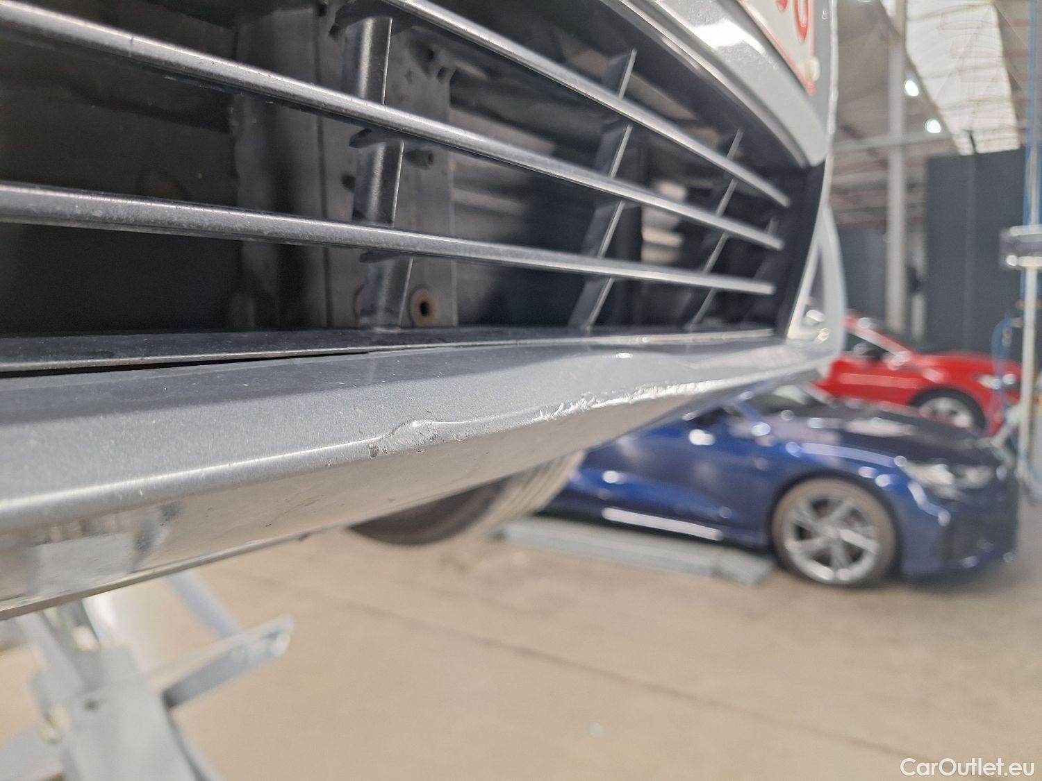  Bmw  Serie 3 BMW, 3-serie Touring '18, BMW 3 Reeks Touring 318dA (100 kW) 5d #8