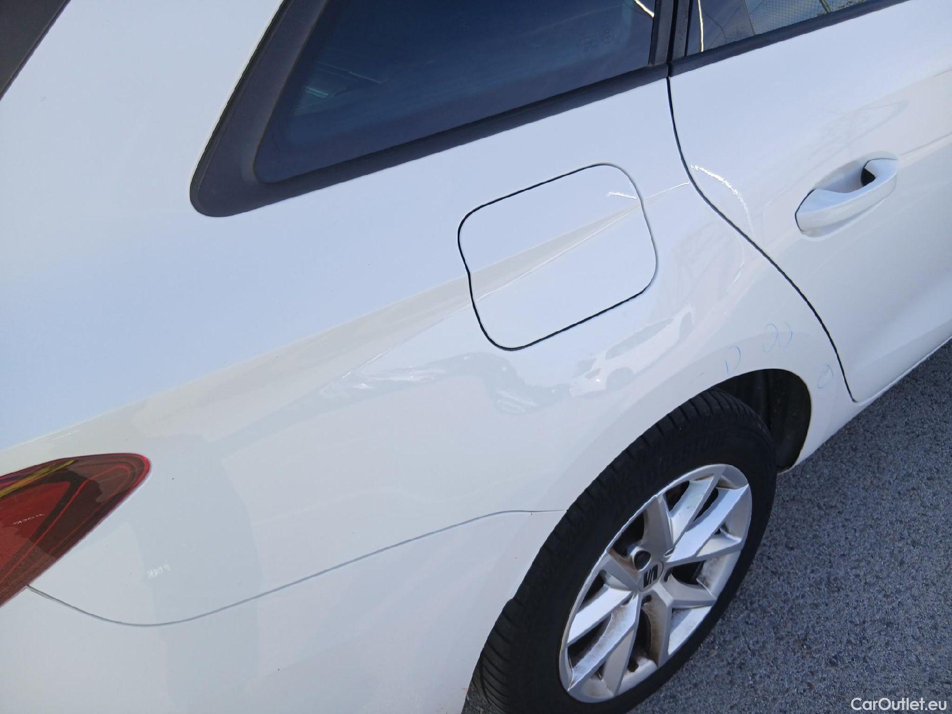  Seat  Leon SEAT Nuevo León / 2020 / 5P / familiar SP 2.0 TDI 85kW Style Go(SP) #17