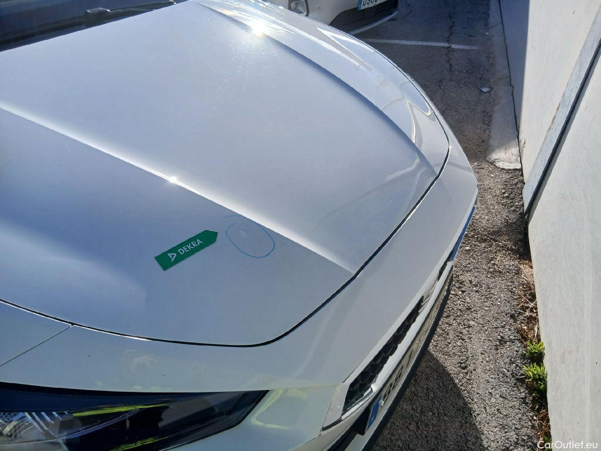  Seat  Leon SEAT Nuevo León / 2020 / 5P / familiar SP 2.0 TDI 85kW Style Go(SP) #2