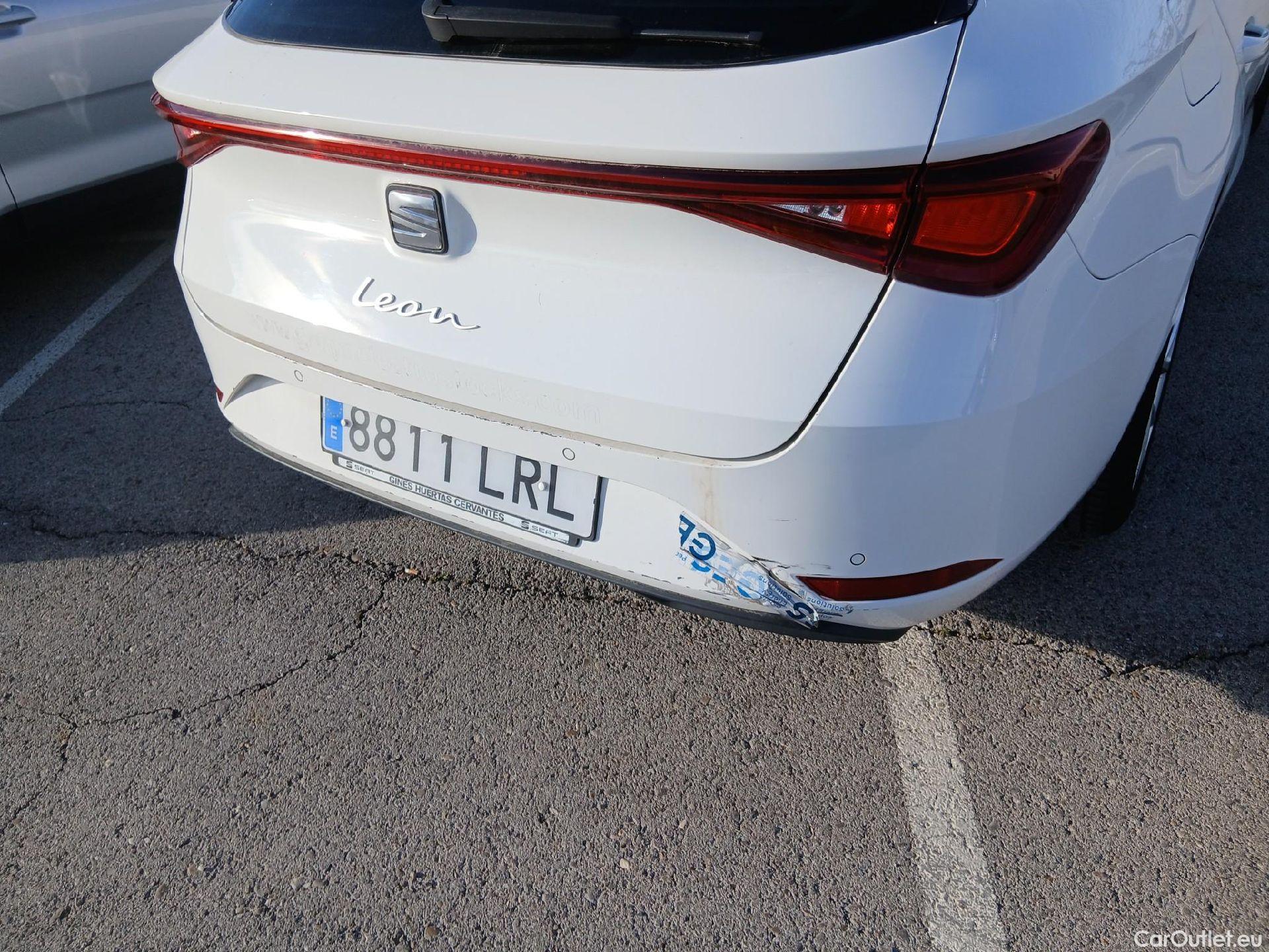  Seat  Leon SEAT Nuevo León / 2020 / 5P / familiar SP 2.0 TDI 85kW Style Go(SP) #12