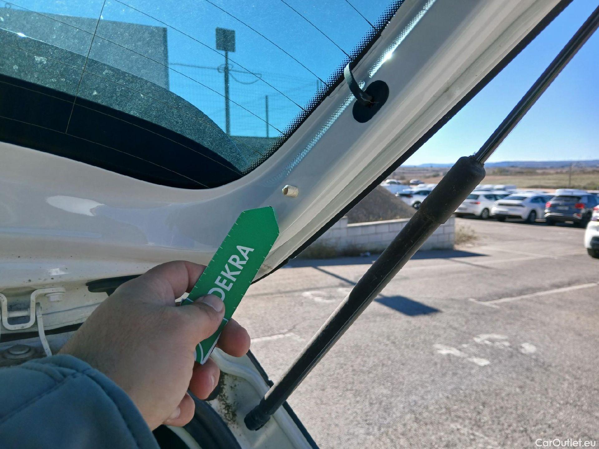  Seat  Arona SEAT  / 2017 / 5P / todoterreno 1.0 TSI 81kW (110CV) Style Plus (AC) #2