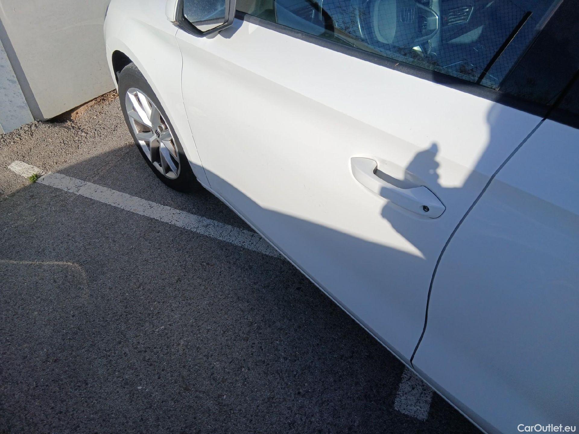  Seat  Leon SEAT Nuevo León / 2020 / 5P / familiar SP 2.0 TDI 85kW Style Go(SP) #7