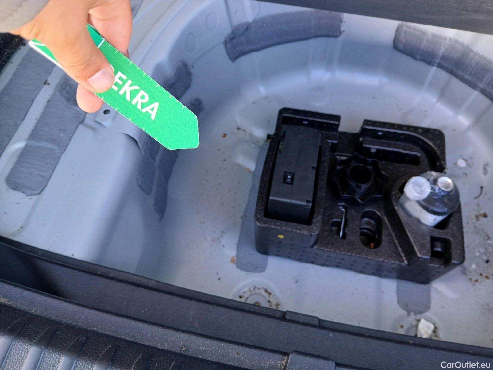  Seat  Arona SEAT  / 2017 / 5P / todoterreno 1.0 TSI 81kW (110CV) Style Plus (AC) #3