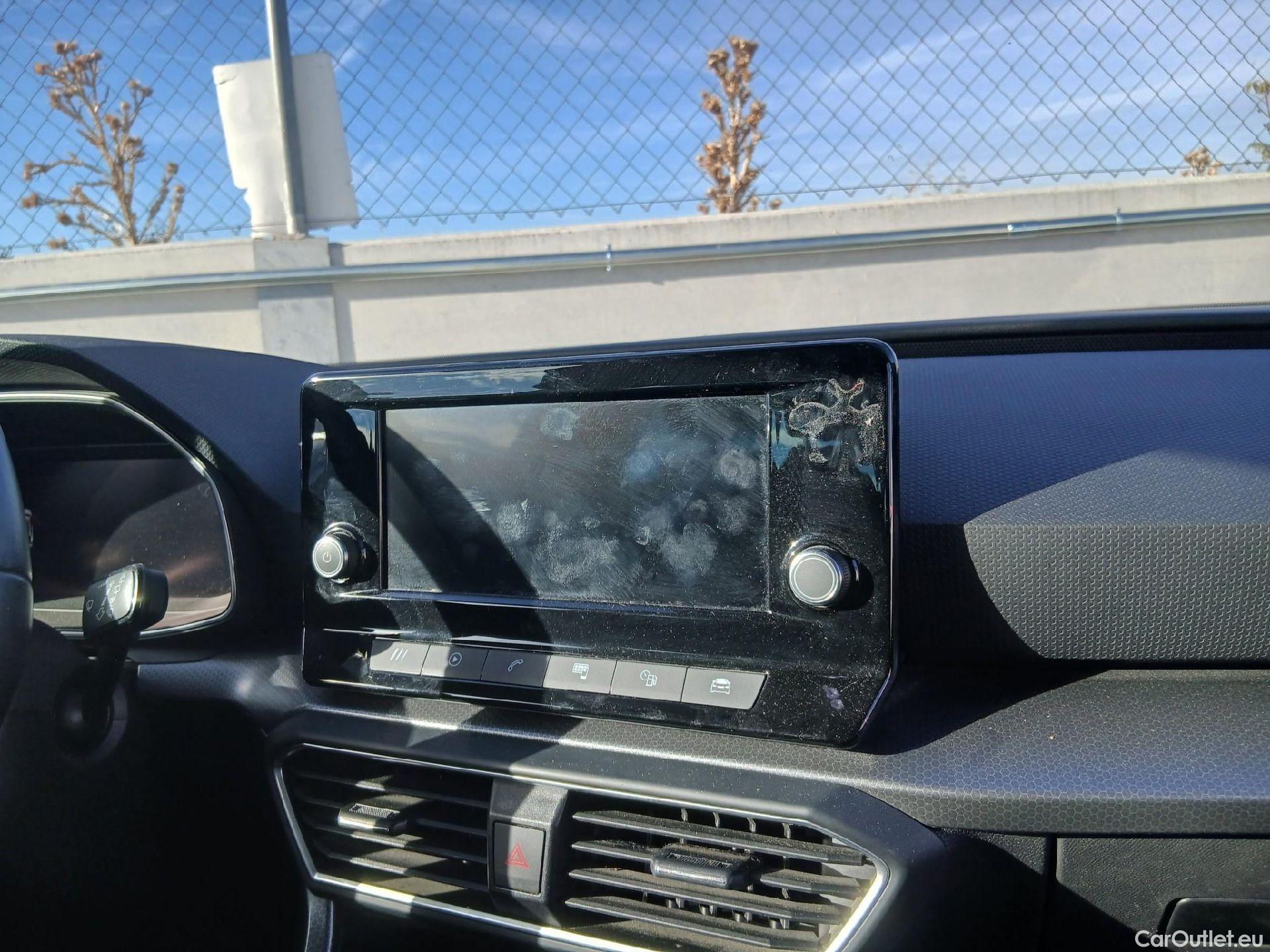  Seat  Leon SEAT Nuevo León / 2020 / 5P / familiar SP 2.0 TDI 85kW Style Go(SP) #24