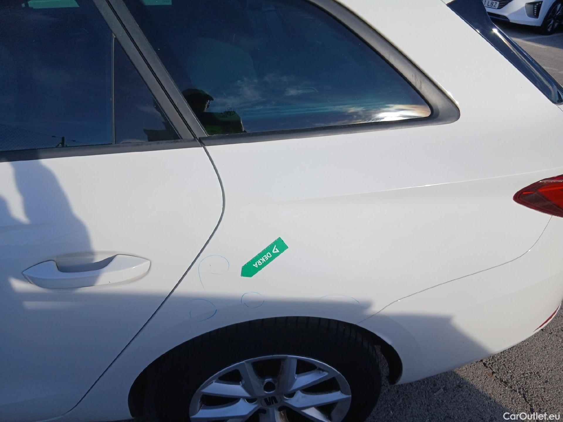  Seat  Leon SEAT Nuevo León / 2020 / 5P / familiar SP 2.0 TDI 85kW Style Go(SP) #11