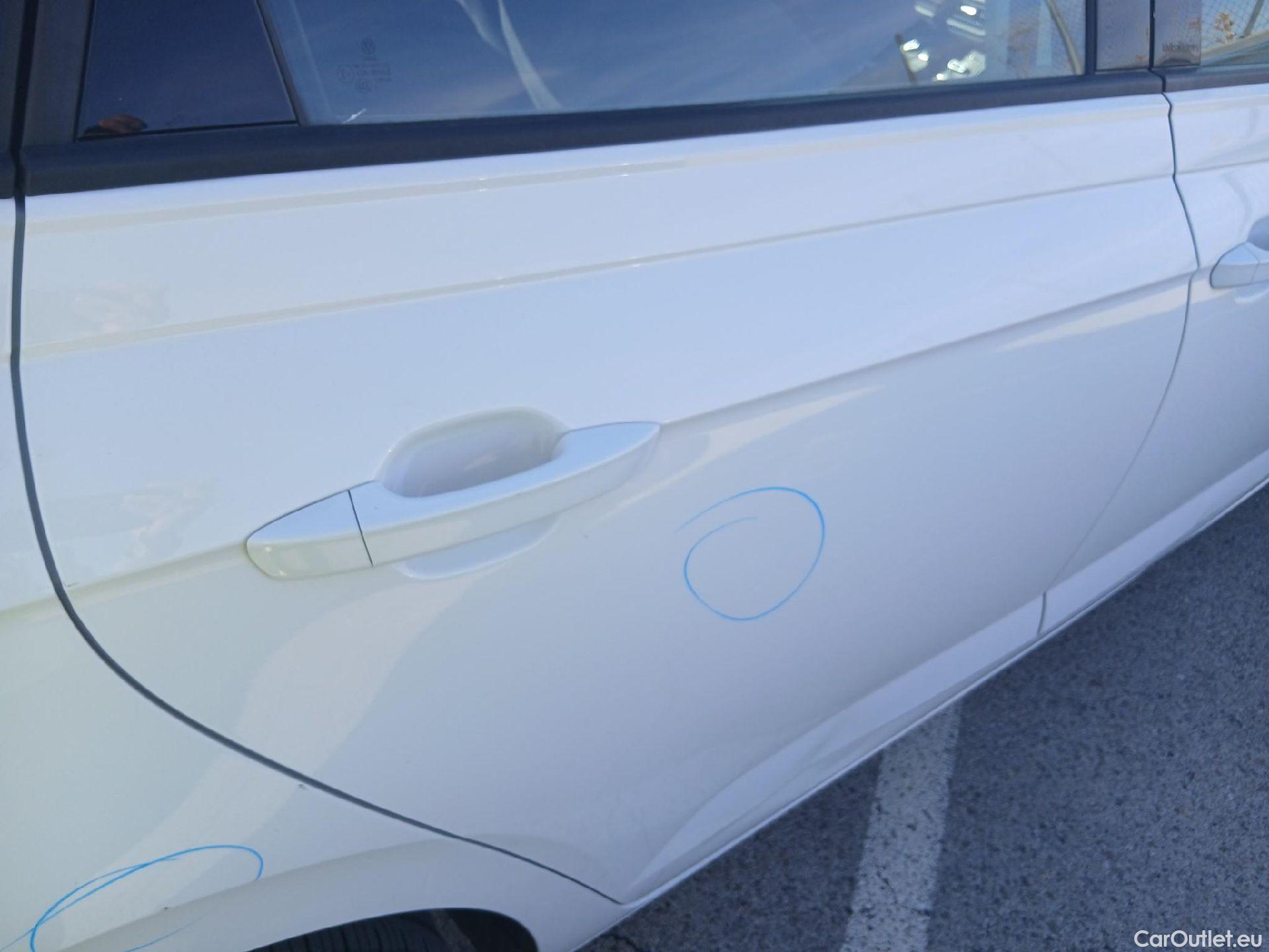  Volkswagen  Polo VOLKSWAGEN  / 2017 / 5P / berlina con portón Advance 1.0 TSI 70kW (95CV) #29