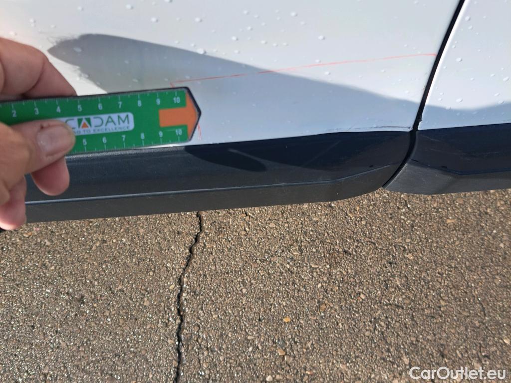  Peugeot  2008 PEUGEOT  / 2019 / 5P / todoterreno Active BlueHDI 81kW (110CV) #7