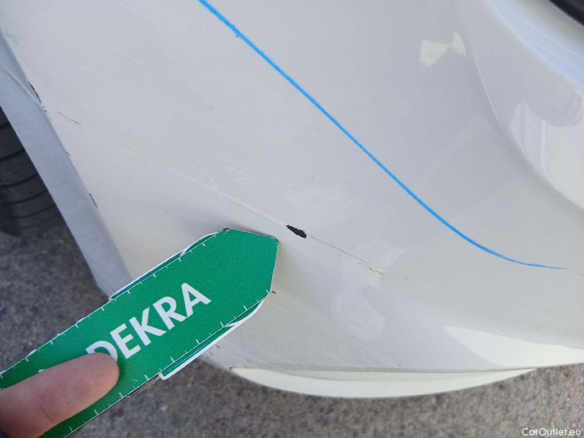  Volkswagen  Polo VOLKSWAGEN  / 2017 / 5P / berlina con portón Advance 1.0 TSI 70kW (95CV) #11