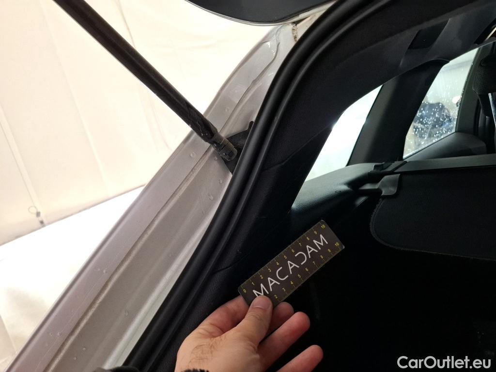  Toyota  Corolla TOYOTA  Touring Sports / 2022 / 5P / Break Hybride 140h Dynamic Business Beyond Zer #3