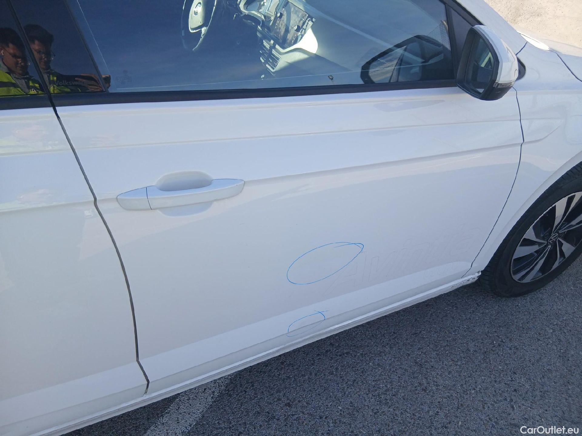  Volkswagen  Polo VOLKSWAGEN  / 2017 / 5P / berlina con portón Advance 1.0 TSI 70kW (95CV) #31