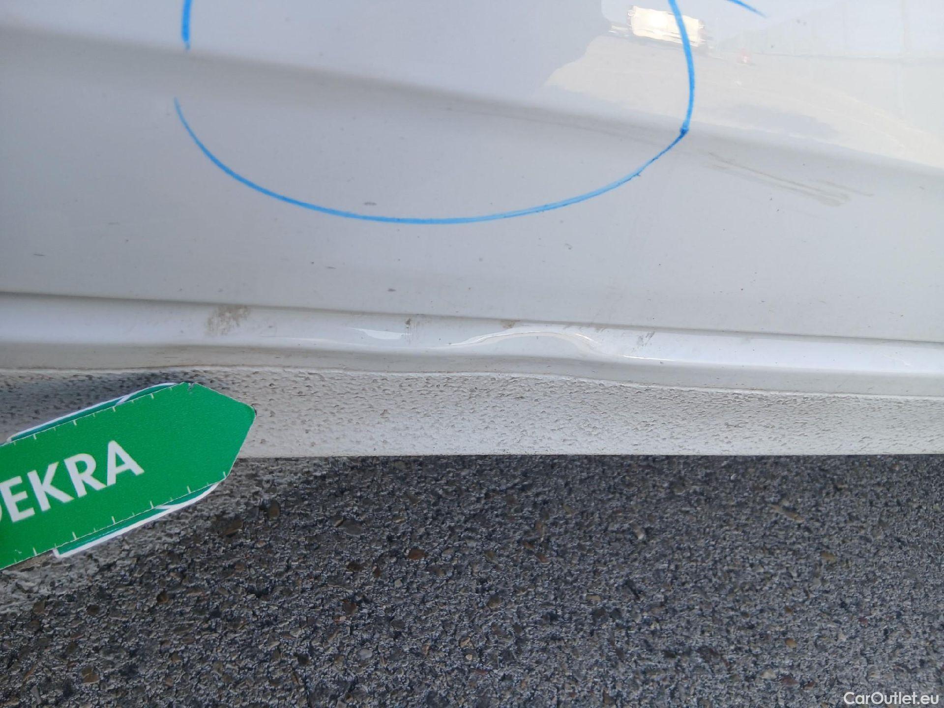  Volkswagen  Polo VOLKSWAGEN  / 2017 / 5P / berlina con portón Advance 1.0 TSI 70kW (95CV) #35