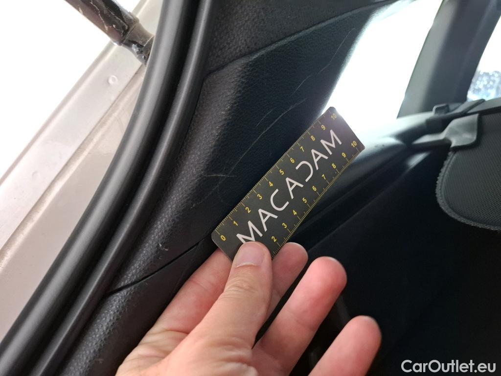  Toyota  Corolla TOYOTA  Touring Sports / 2022 / 5P / Break Hybride 140h Dynamic Business Beyond Zer #4