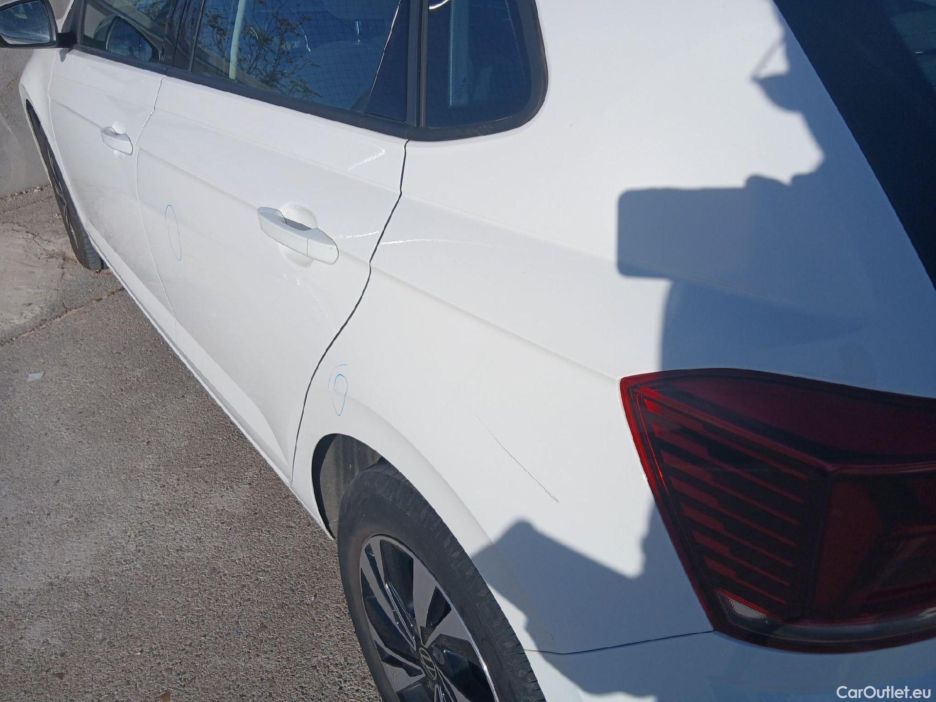  Volkswagen  Polo VOLKSWAGEN  / 2017 / 5P / berlina con portón Advance 1.0 TSI 70kW (95CV) #21