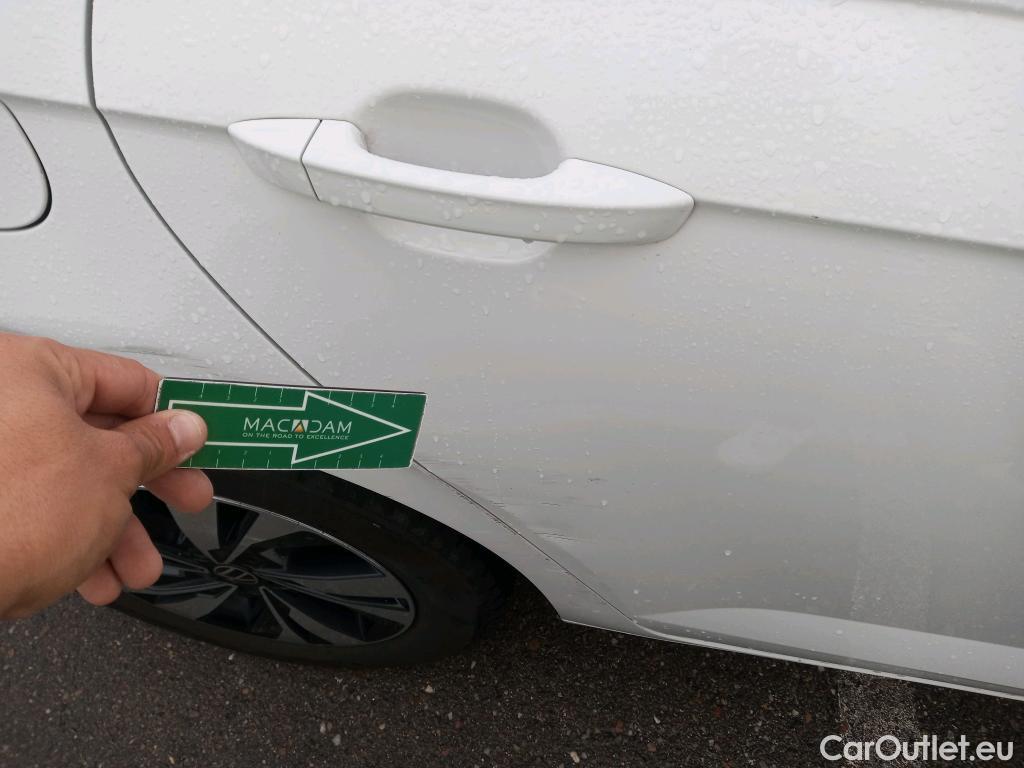  Volkswagen  Polo VOLKSWAGEN  / 2017 / 5P / berlina con portón Advance 1.0 TSI 70kW (95CV) #11