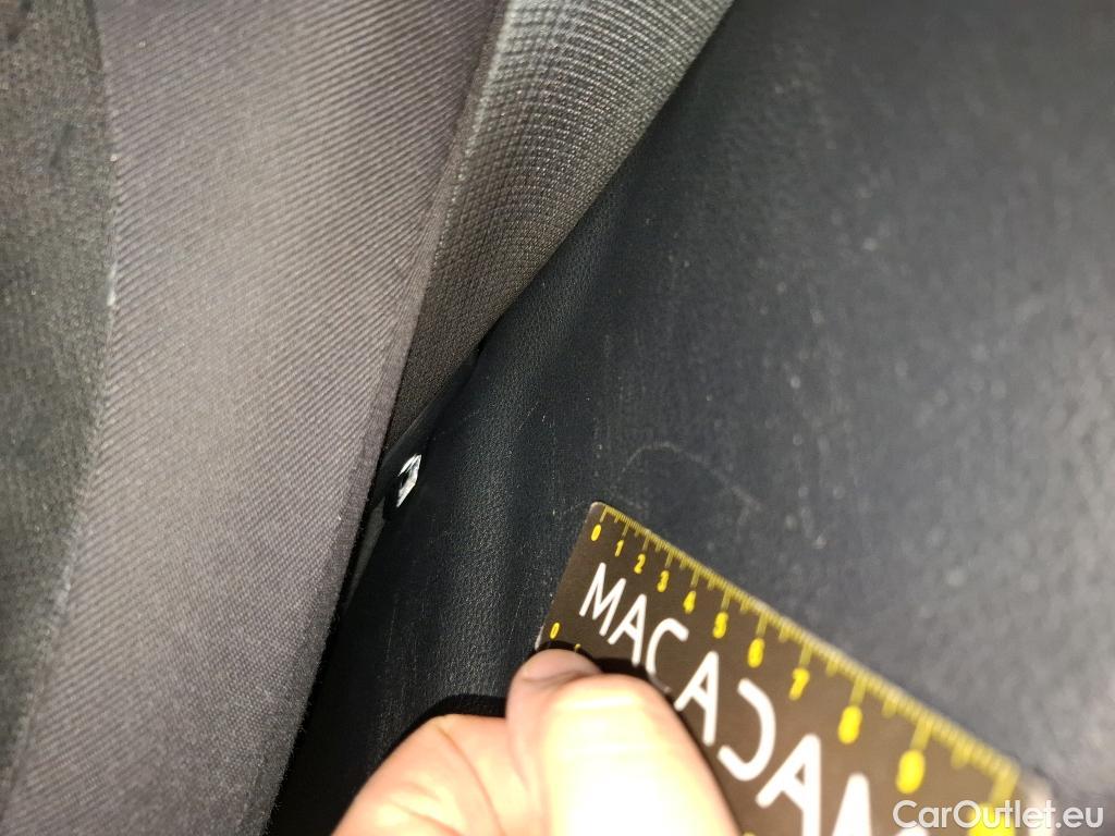  Toyota  Corolla TOYOTA  Touring Sports / 2022 / 5P / Break Hybride 140h Dynamic Business Beyond Zer #2