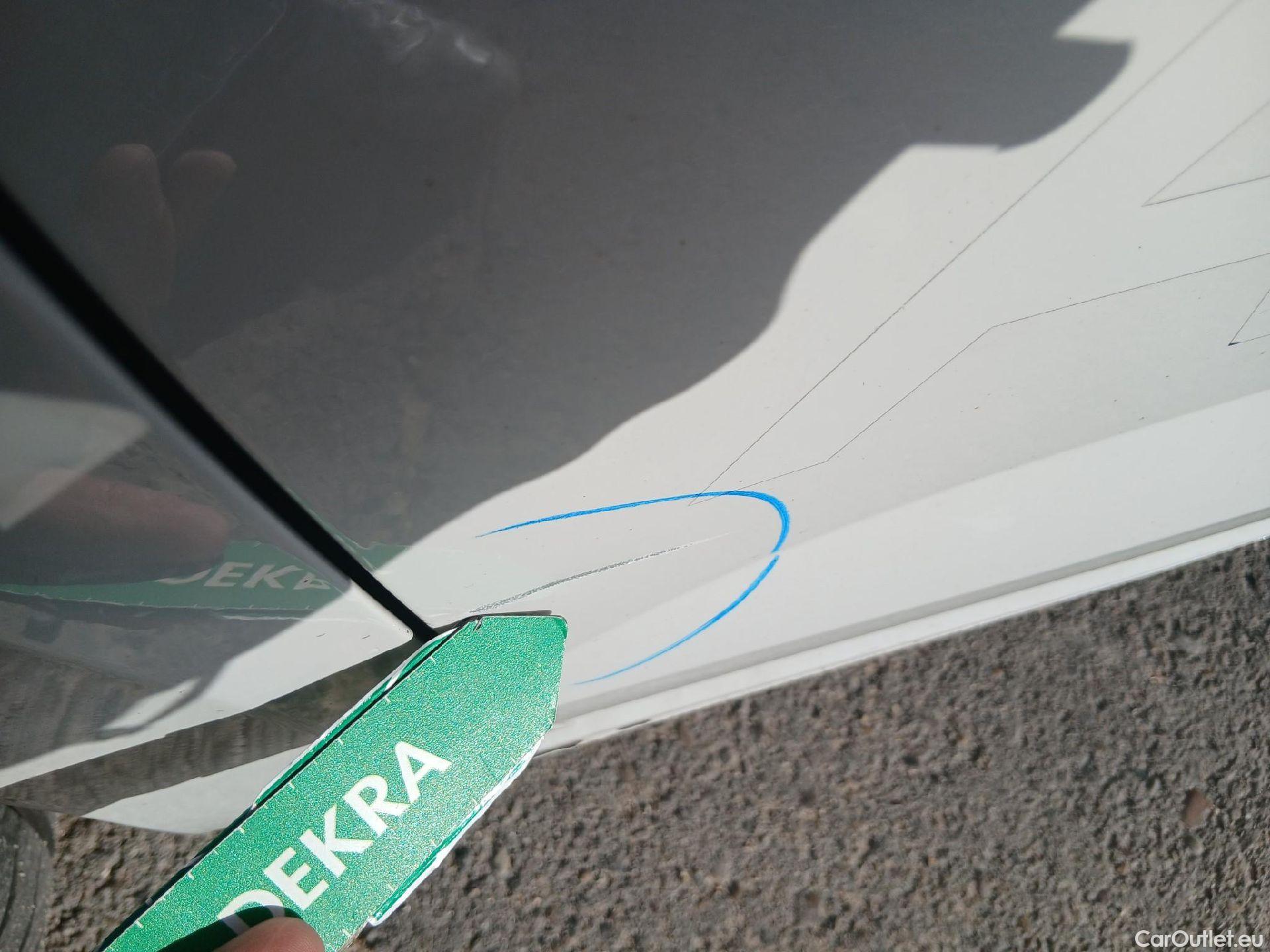  Volkswagen  Polo VOLKSWAGEN  / 2017 / 5P / berlina con portón Advance 1.0 TSI 70kW (95CV) #18