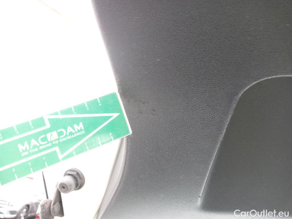  Volkswagen  Polo VOLKSWAGEN  / 2017 / 5P / berlina con portón Advance 1.0 TSI 70kW (95CV) #30