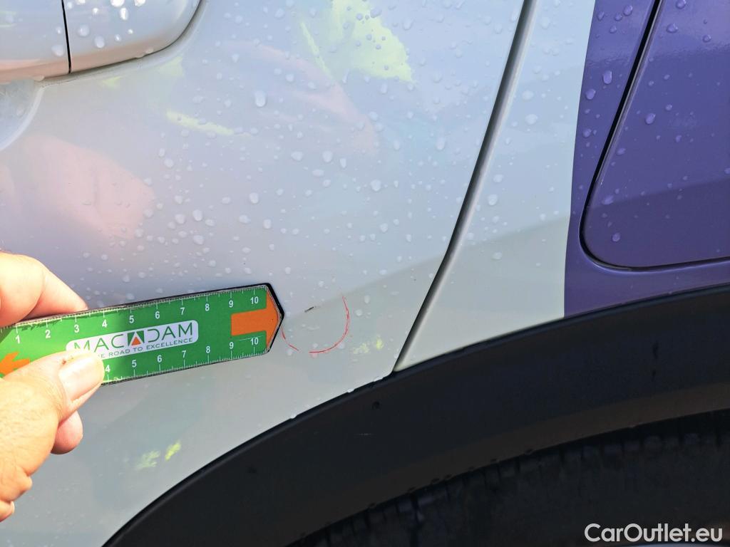  Peugeot  2008 PEUGEOT  / 2019 / 5P / todoterreno Active BlueHDI 81kW (110CV) #20